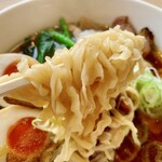 Azuma Shokudou - 最近、変更した麺！スープにマッチして美味しいです