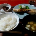 山楽旅館 - かんぱちカマ塩焼定食（1,050円）