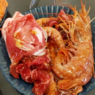 口コミ一覧 : まんぷく太郎 東海通店 - 東海通/ビュッフェ [食べログ]