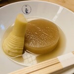 Oden Ippei - 竹のこ・大根