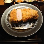 とんかつ ここまでやるか。 - 神戸ポークプレミアム特上ロース⑤