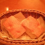 Itarian To Sake No Sakana Marumitta - 焼きたてパン