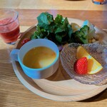 温泉山荘 だいこんの花 - 