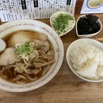 中華そば 琴の - 太麺中華そばハーフ　半ライス　ネギ　岩海苔