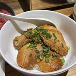 Yakiniku Horumon Masachan - 炙りチャーシュー丼