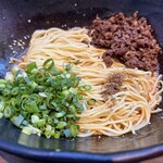 汁なし担々麺 階杉 周南店 - 