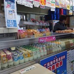 パンと牛乳の店 ミルクスタンド - 外観です