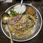 三日月バル - ビリヤニ(1,500円)