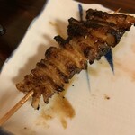 Kushiyaki Torinoya - おまかせ5串（鶏かわ）
