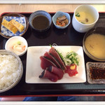 佳緒 - カツオ刺しランチ
      2014.2.13