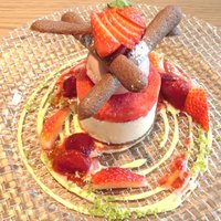 セストセンソ 新宿タカシマヤ店 - とちおとめの冷たいティラミス 1000円