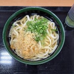 Sakaeda Udon - トッピングをした姿がコチラ。(ネギはスプーン2杯まで)