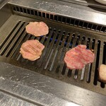 炭火焼肉・ほるもん こち家 - ネギタン塩！ネギ前。笑笑