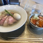 宍道湖しじみ中華蕎麦 琥珀 - 