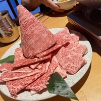 しゃぶ輝 黒毛和牛しゃぶしゃぶ・すき焼き専門店 新橋店 - 三大牛の盛り合わせ(2人前)