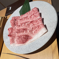 しゃぶ輝 黒毛和牛しゃぶしゃぶ・すき焼き専門店 新橋店 - サーロイン(2人前)