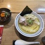 麺道 千鶏 - 全体の写真