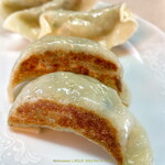 三ちゃん - 餃子（最初の一皿）