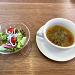 シャトン - 【しらすのサラダ】　　【野菜たっぷりスープ】