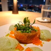 apothéose - ⚫桜鱒
                    「桜鱒のマリネ  桜鱒の卵  熟成とうや  そら豆  スナップ  エンドウ  葱坊主」