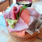 Takamaru Sengyoten - タカマル定食の本日の刺し盛り