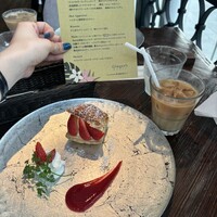 ジンジャーズビーチ - 
