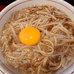 ダントツラーメン - 卵黄のみ加えてみた。