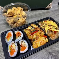 Jijimi 『新しくオープンした韓国風フライドチキンとチヂミのテイクアウト店、ややお高めの価格設定が吉とでるか凶とでるか⁈』by Racco903 ...