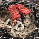 炭火焼肉 にく式 - カルビはライス必須