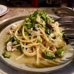 MONK - 白身魚と菜花のアーリオオーリオ カラスミがけのスパゲティ