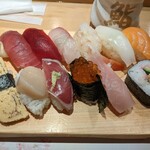 Sushi Masa - ランチ11貫　味噌汁付き