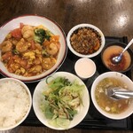 炎神 - 1200円ランチセットと、ミニ麻婆豆腐