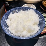 Yakiniku Torahachi - ■ ご飯(大)
                      焼肉と相性の良い硬めの炊き加減。