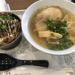 麺屋 エーハチ - 料理写真: