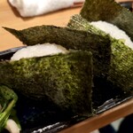 得喰ん - おむすび（サケ、梅）