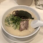 Hakata Tenjin - ラーメン 650円（税込）