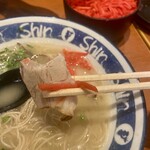 博多らーめん Shin-Shin 博多デイトス店 - 紅生姜イン