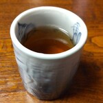 元祖鴨南ばん本家 - 温かいお茶