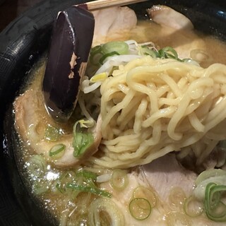 烏骨鶏ラーメン龍_1
