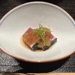 寺子屋 すし匠 - 鰹のたたき新玉ねぎおろしと芽ネギ