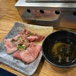 大衆焼肉酒場 こがね - 