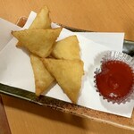 ニュー 加賀屋 - 「チーズワンタン」(500円)