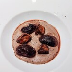 Restaurant Dix-neuf - ・花豆とフォアグラのスープ