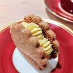 Restaurant Dix-neuf - ・小菓子