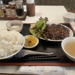 ジャスミン亭 - ナスと挽肉の味噌炒め＋ライス大盛り 870円＋100円