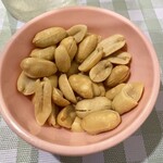 Kuruakun Sao - サービスのピーナッツ