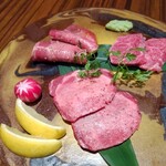 Ginza Yakiniku Nikuzaki - 