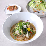Clam, bamboo shoot and spring vegetable melosso SET