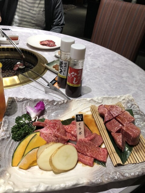 Yakiniku Tokuju Shiroishi Ten photo 2