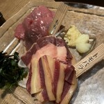 馬肉バル 跳ね馬 - 